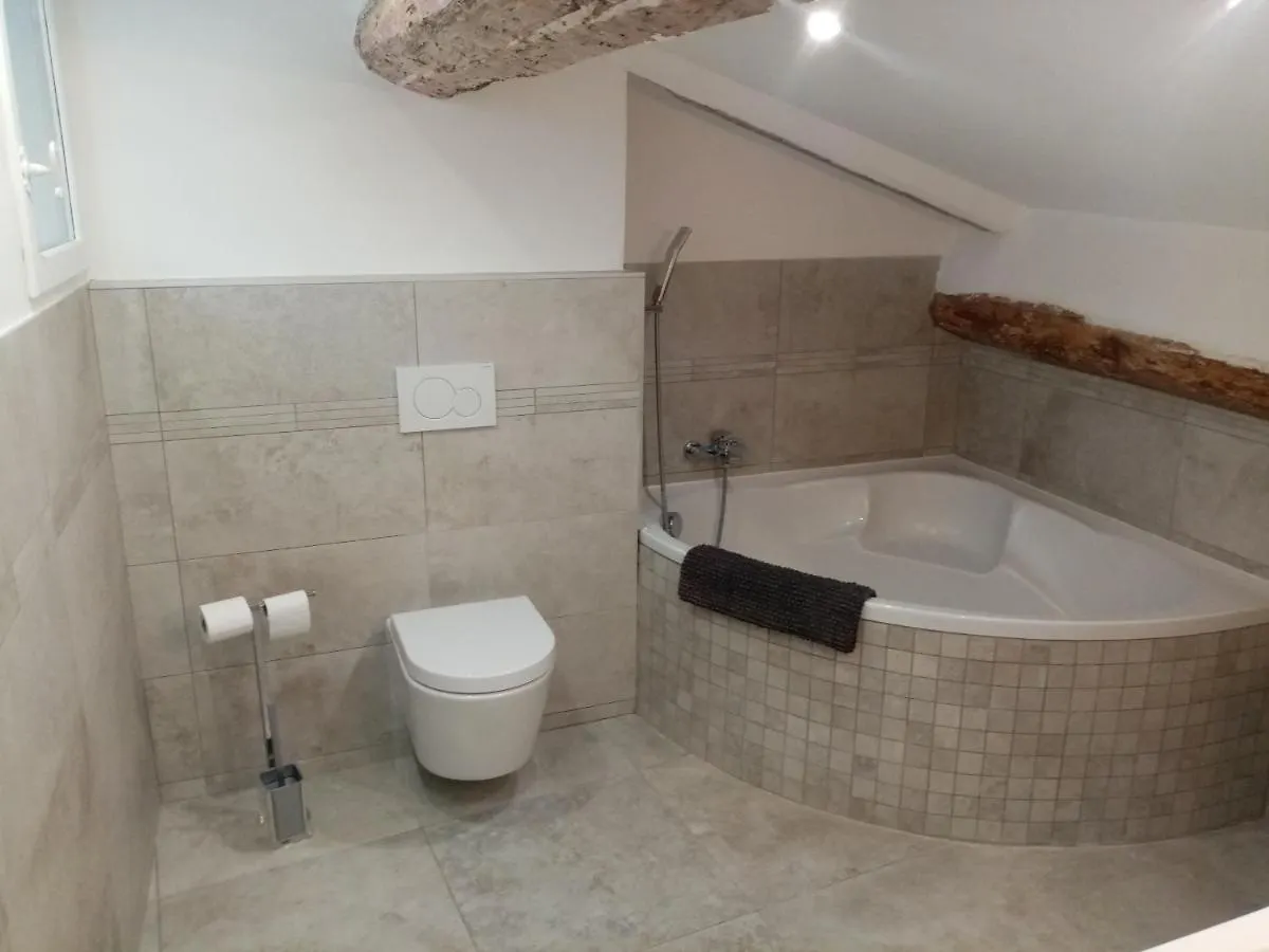 Apartment Studio Cosy A Cote Du Palais Des Festivals Cannes